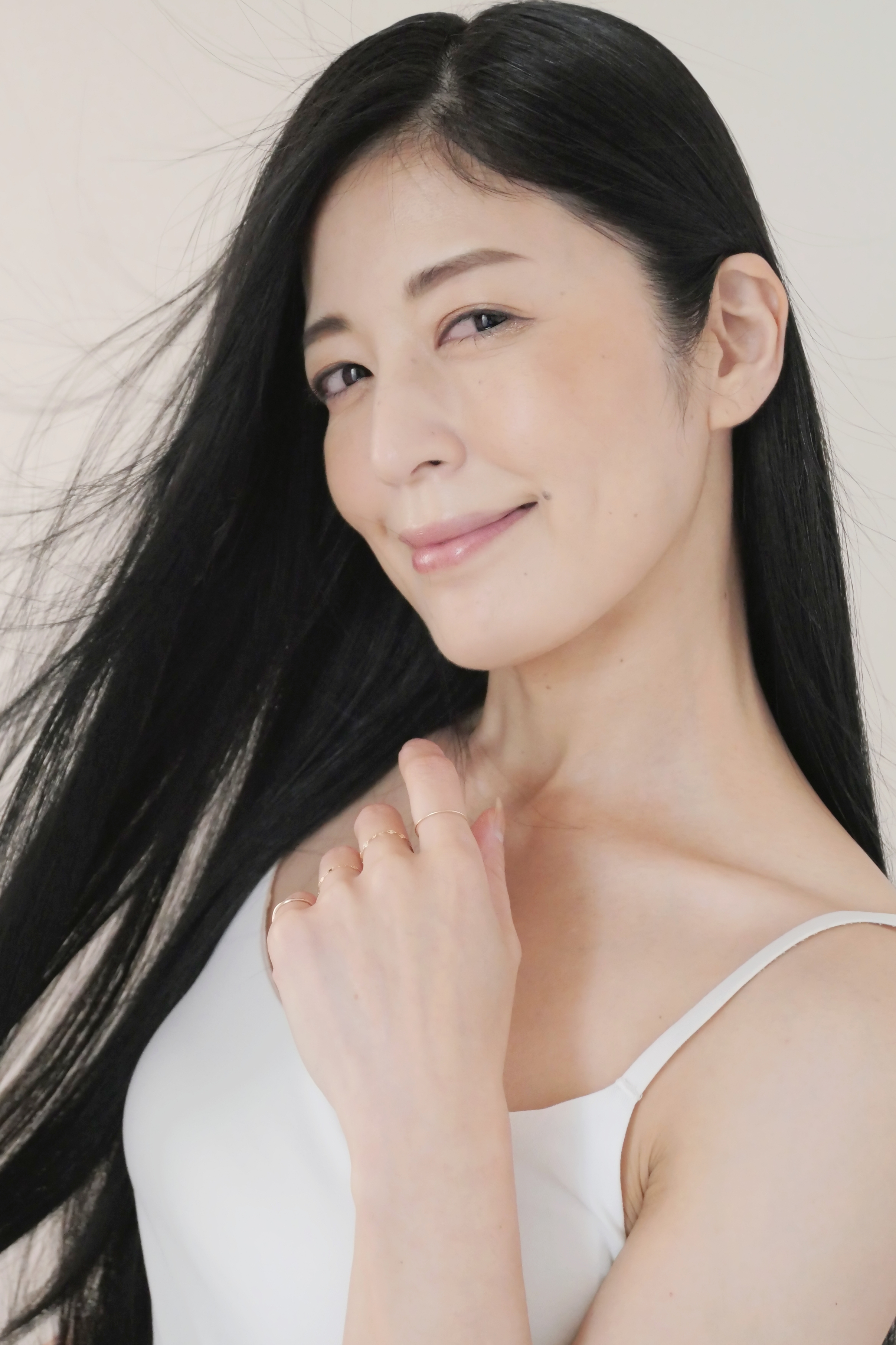 AIRAさん | モデル、インフルエンサー、タレント、芸能人、講演会講師 