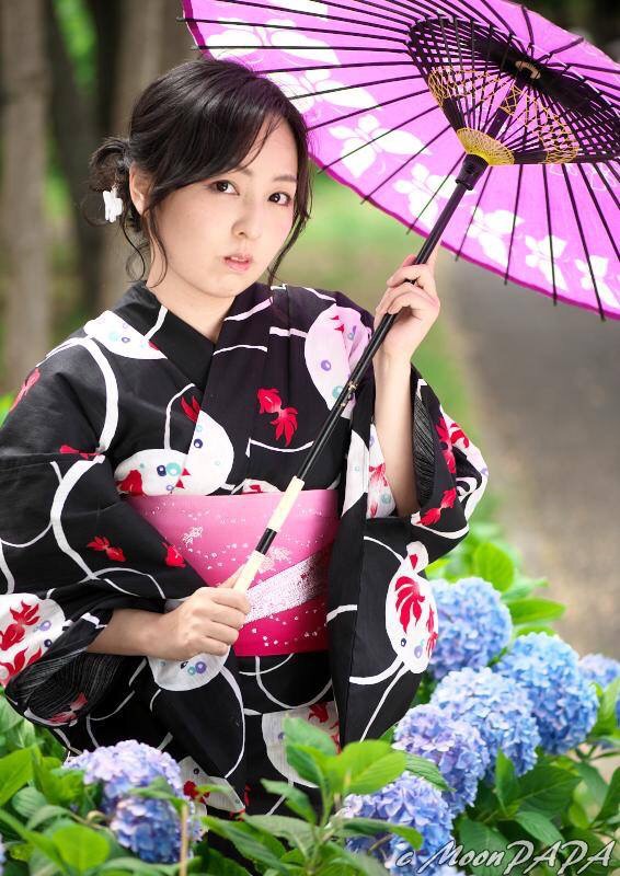 小川はるかさん | モデル、インフルエンサー、タレント、芸能人